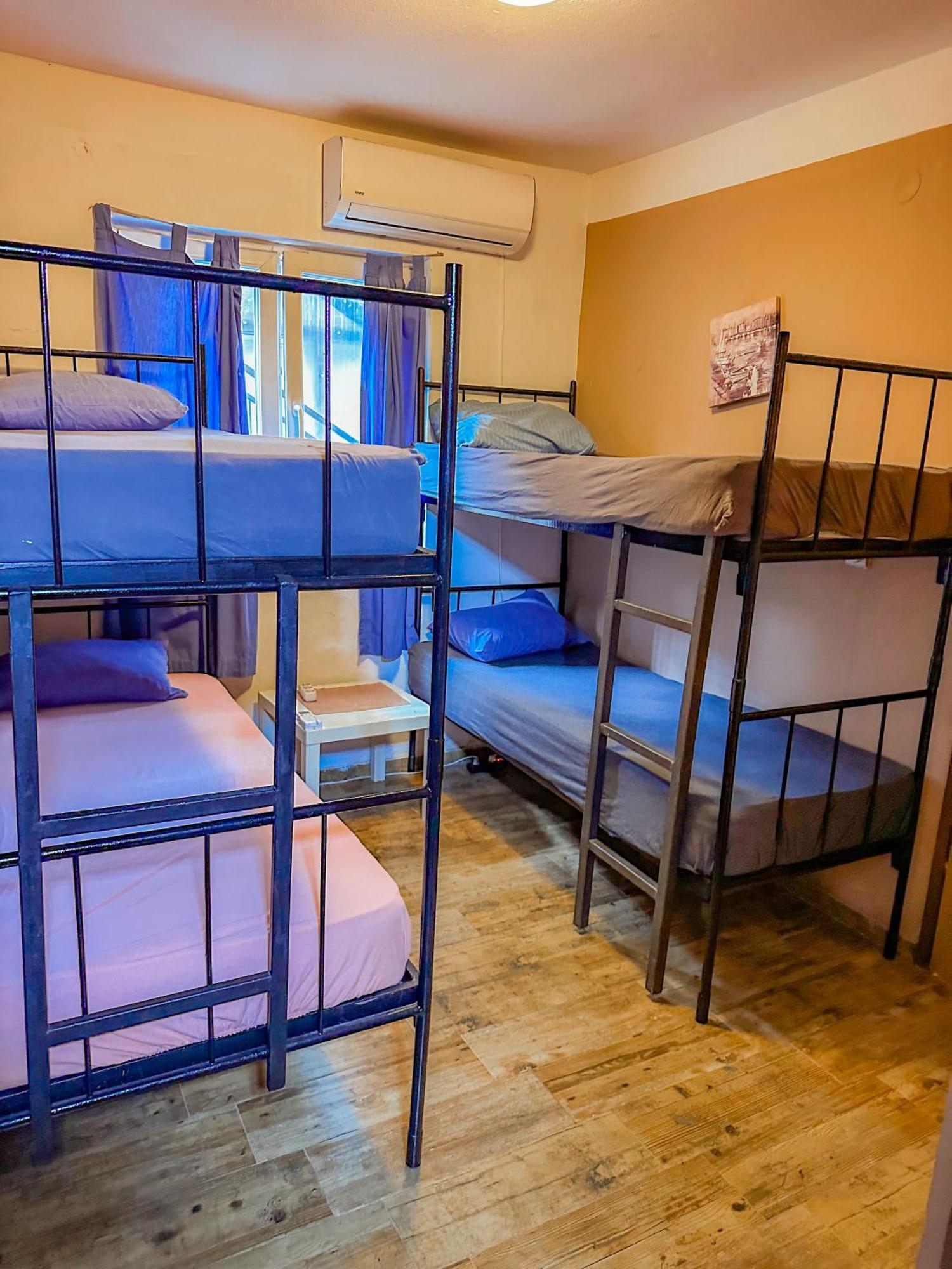 Hostel Anton Tivat Zewnętrze zdjęcie