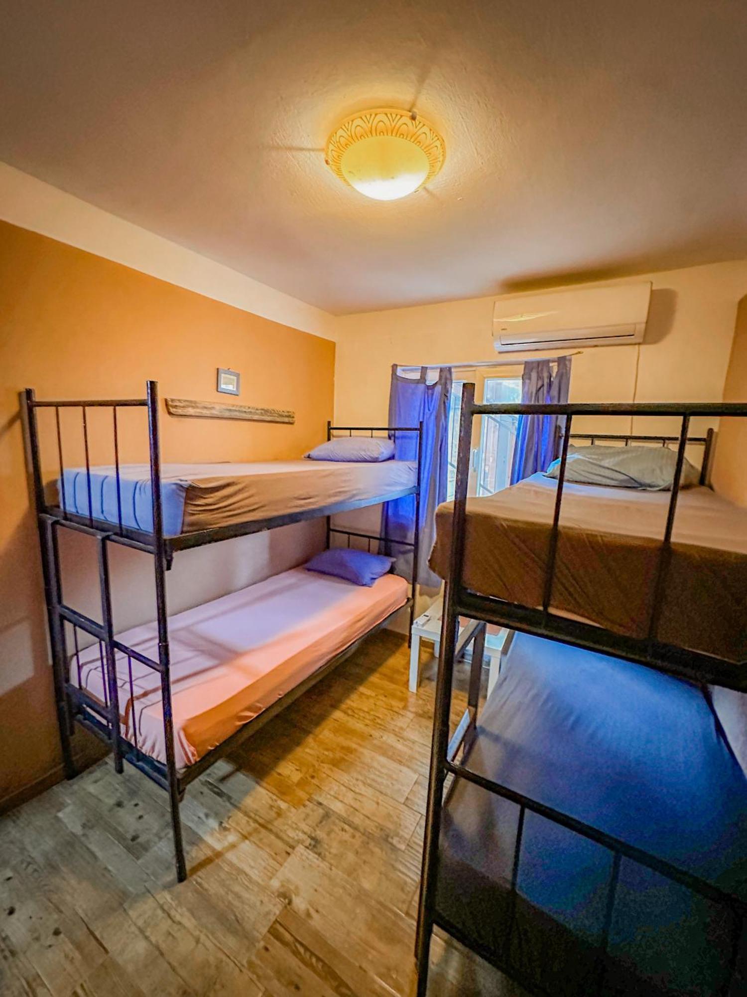 Hostel Anton Tivat Zewnętrze zdjęcie
