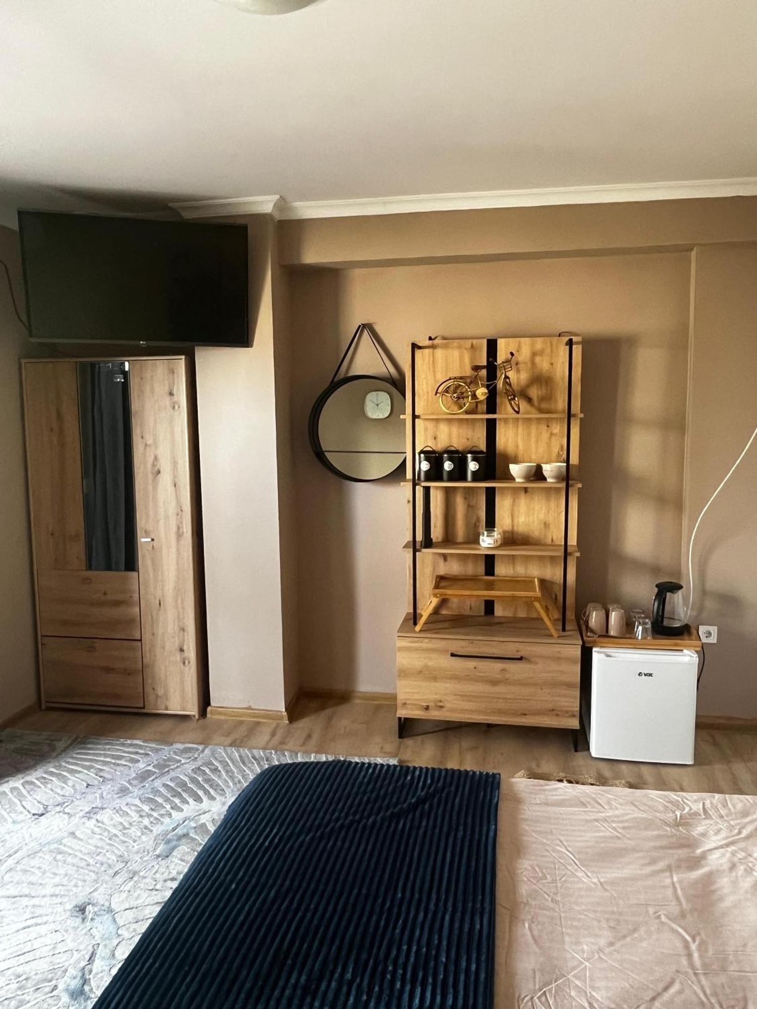 Hostel Anton Tivat Zewnętrze zdjęcie