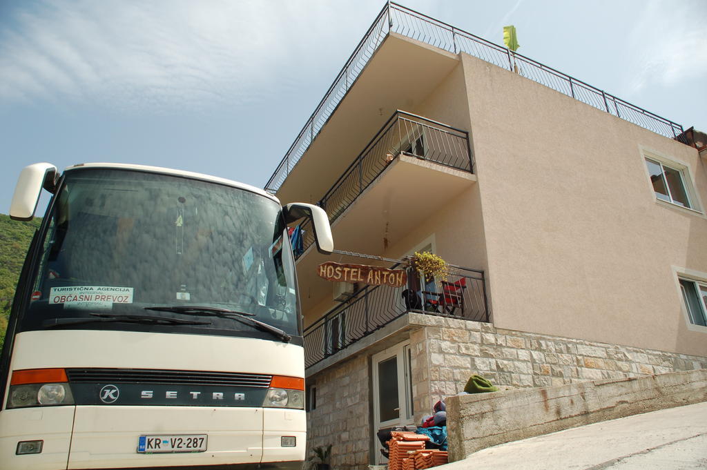 Hostel Anton Tivat Zewnętrze zdjęcie