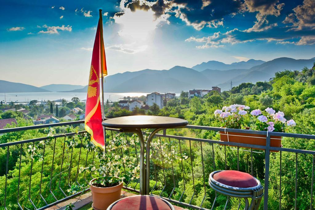 Hostel Anton Tivat Zewnętrze zdjęcie